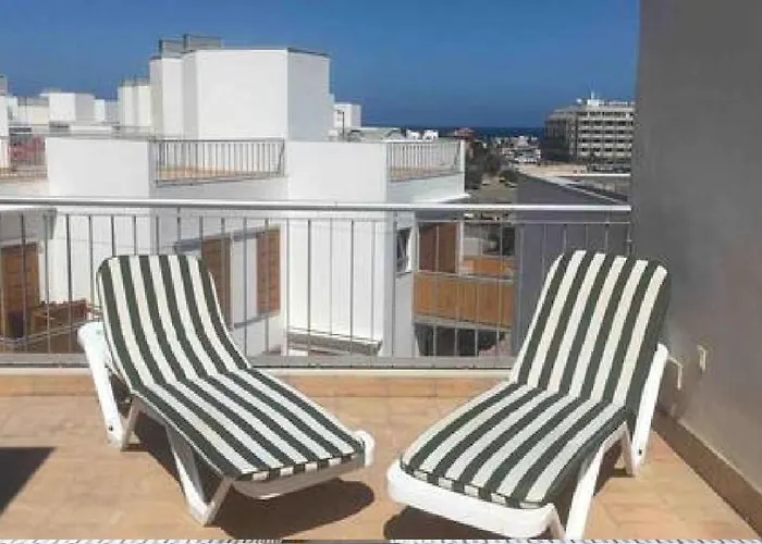 Stunning Chic Penthouse Retreat In Front Of The