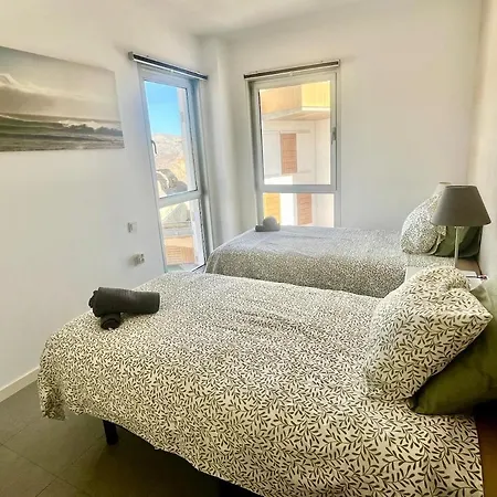 Stunning Chic Penthouse Retreat In Front Of The El Médano