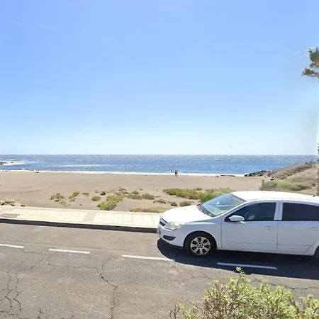 Stunning Chic Penthouse Retreat In Front Of The *