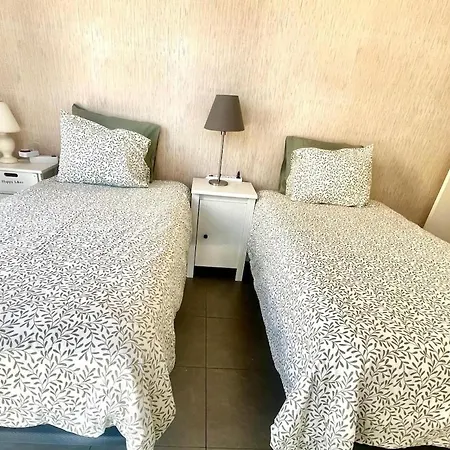 Appartement Stunning Chic Penthouse Retreat In Front Of The